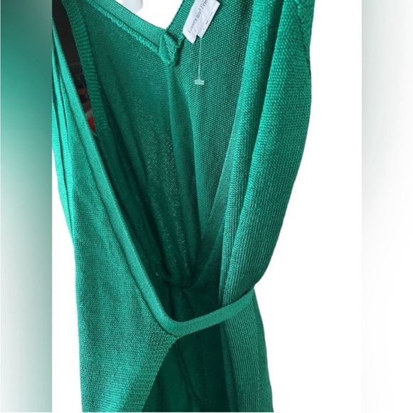 Lovers + Friends Beautiful New Green Dress - Picture 10 of 10